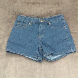 vintage wash jean shorts